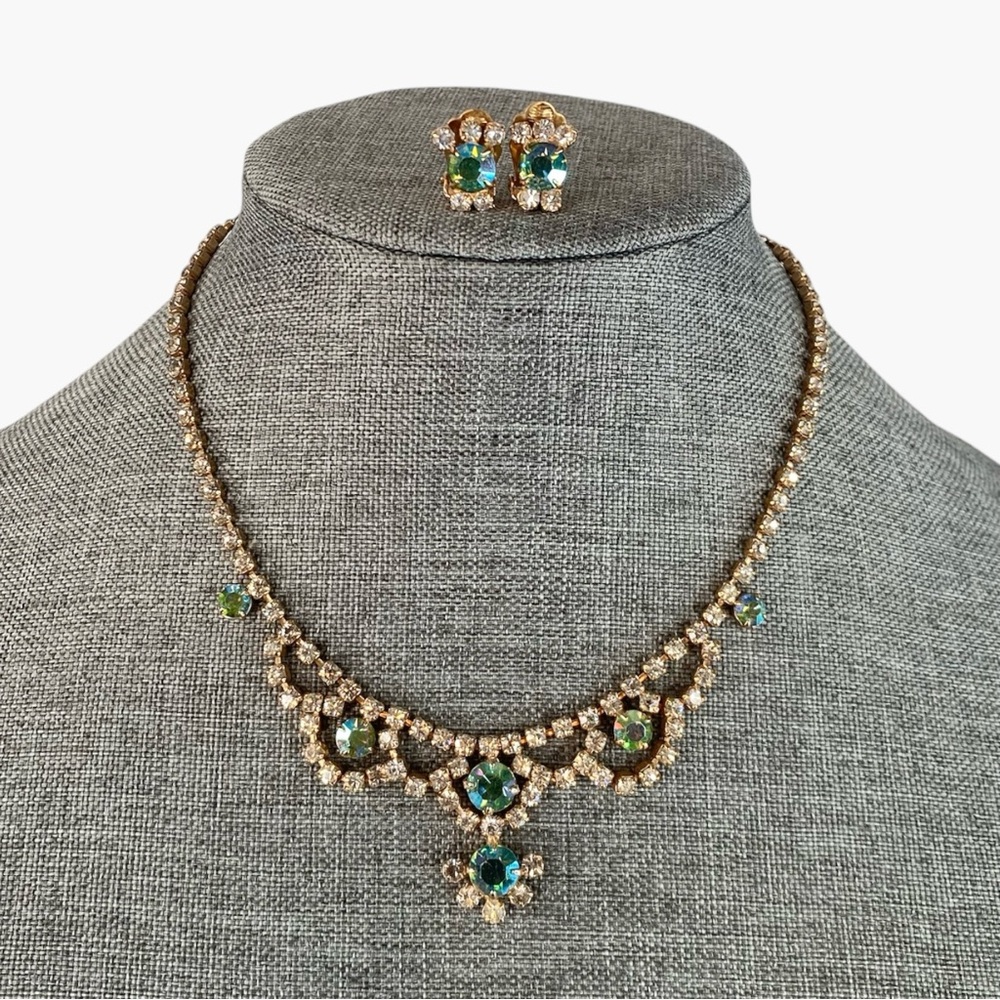 VINTAGE ELEGANCE Jewels of Distinction Hand Set Necklace & Earrings 1960s/70s